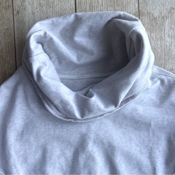 Lululemon Rest Day Pullover Oatmeal Heather - Picture 3 of 16